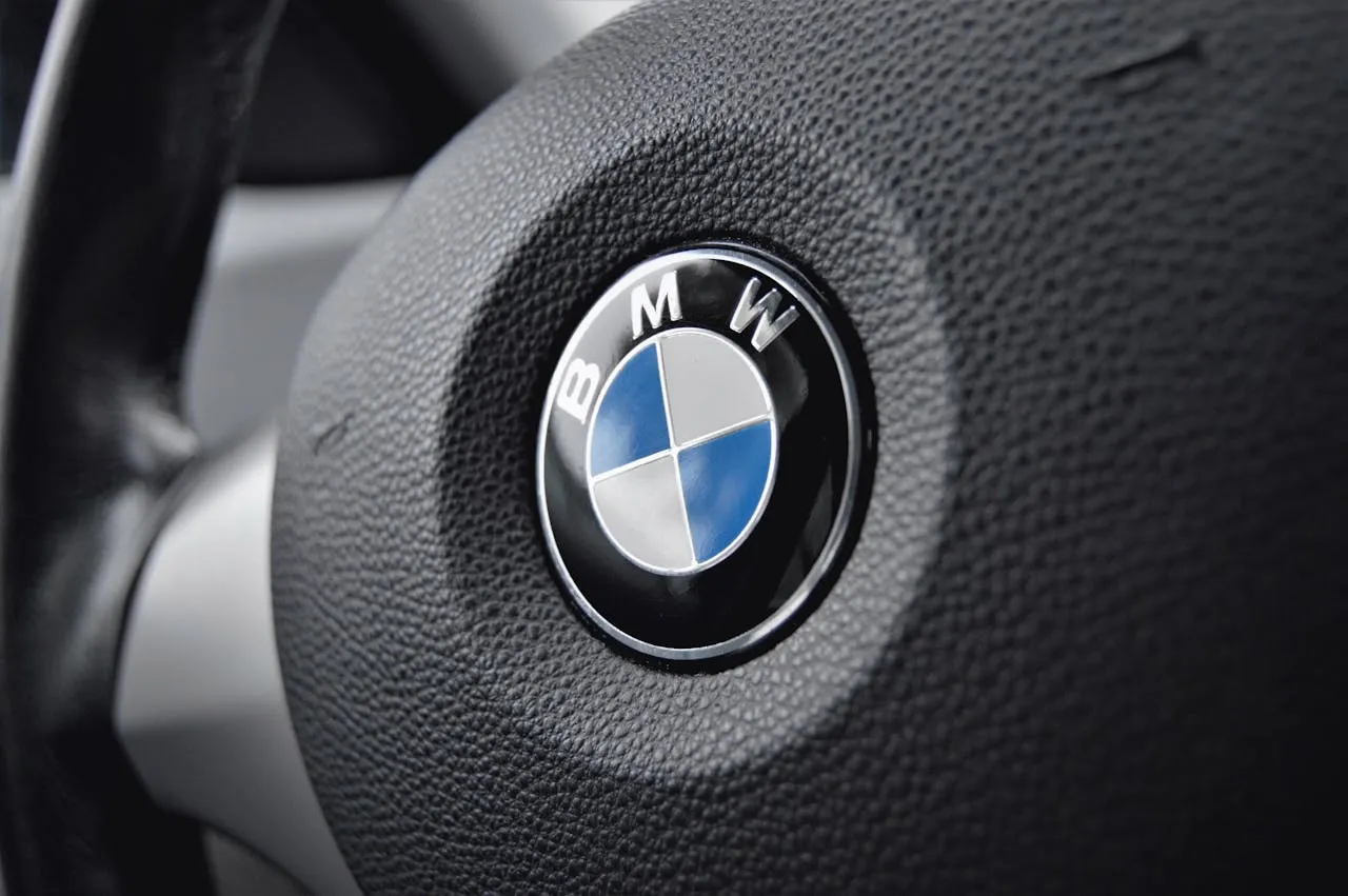 Skylo Enters Automotive Market With BMW, Qualcomm, and Others