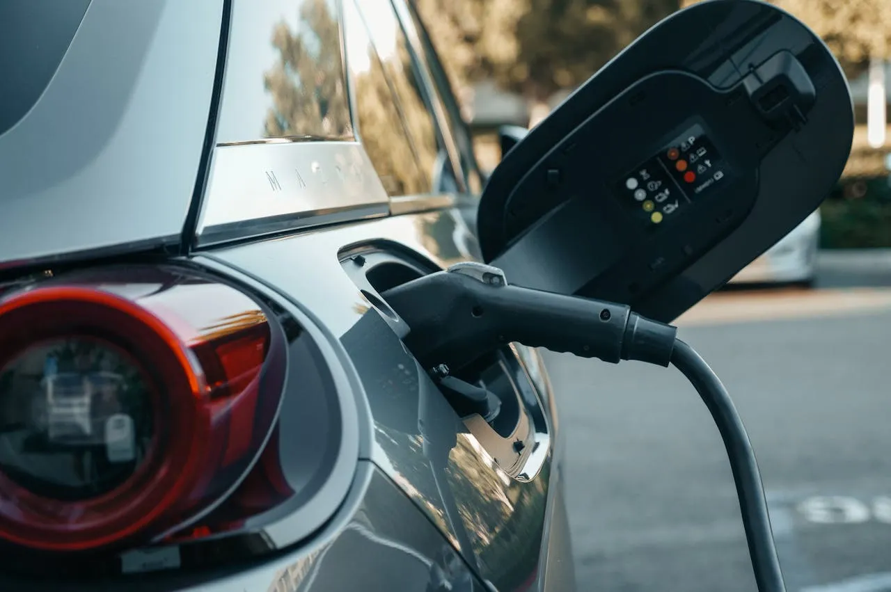 EnergyHub Teams Up with FLO to Help Utilities Balance EV Charging Loads