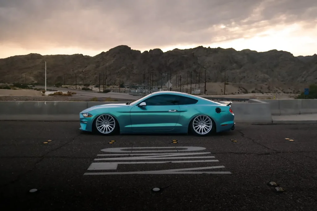 Rivian Announces $1.25B Green Notes Offering to Refinance 2026 Debt