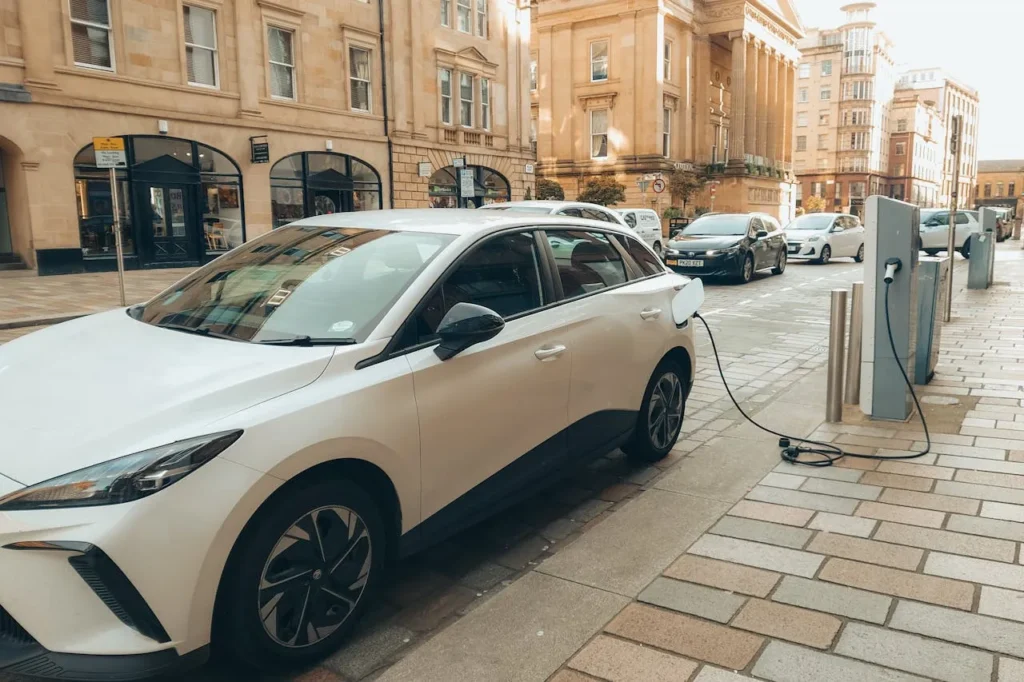 XCharge NA & Gateway Fleets Boost EV Charging for SoCal Last-Mile Logistics